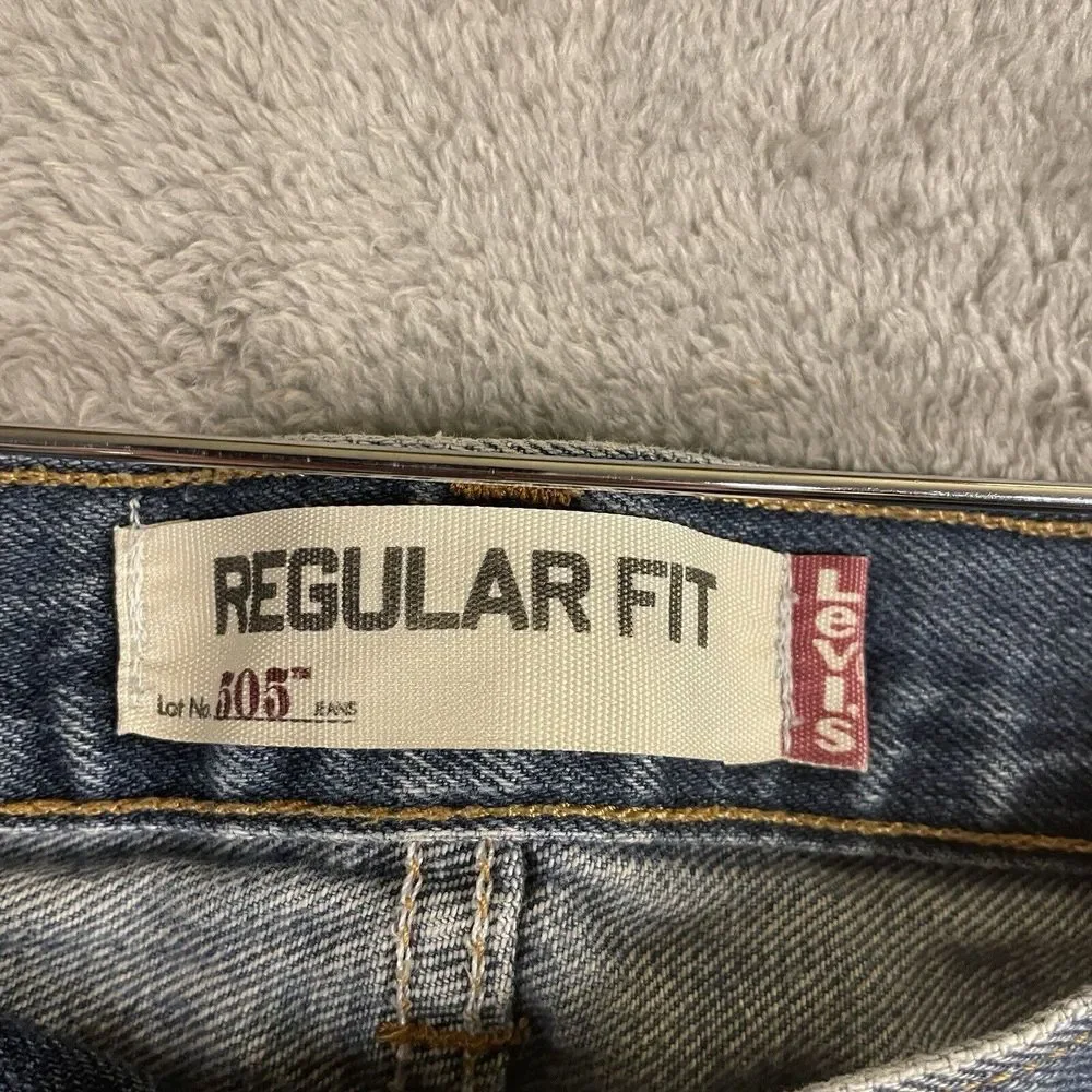 Levi's 505 Men's Regular Fit Jeans Size 42 x‎ 30 Medium Wash Blue Denim 5 Pocket